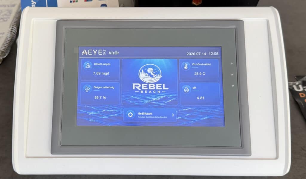 AEyeSys VízŐr érintőképernyős kezelőfelület